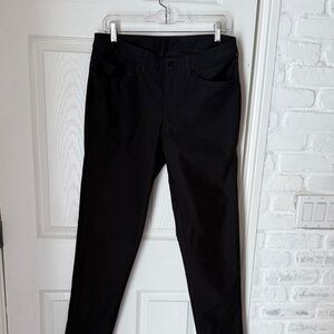 Never worn Lululemon ABC Pant Slim 32 W 34"L Utilitech